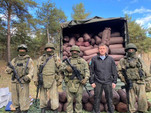 «Единая Россия» отправила на помощь фронту около 1 млрд рублей